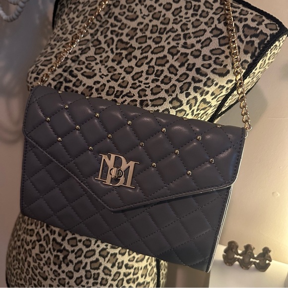 Badgley Mischka Purse Gray and Gold - Picture 7 of 13